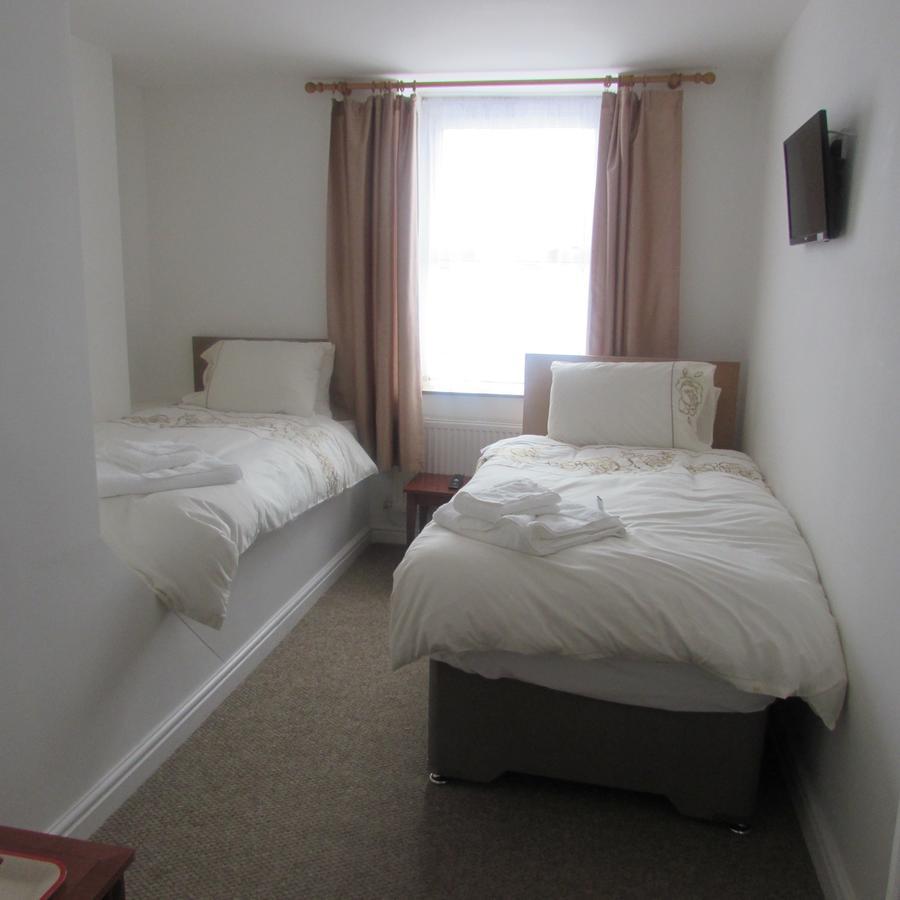 Lord Nelson Hotel Rhymney Dış mekan fotoğraf